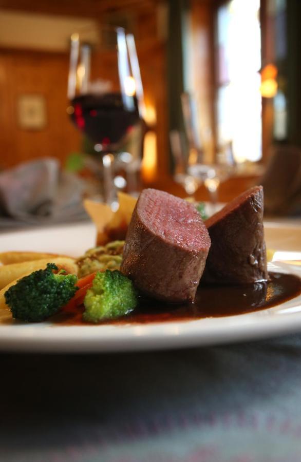 Gasthaus Zur Krone Großheubach エクステリア 写真